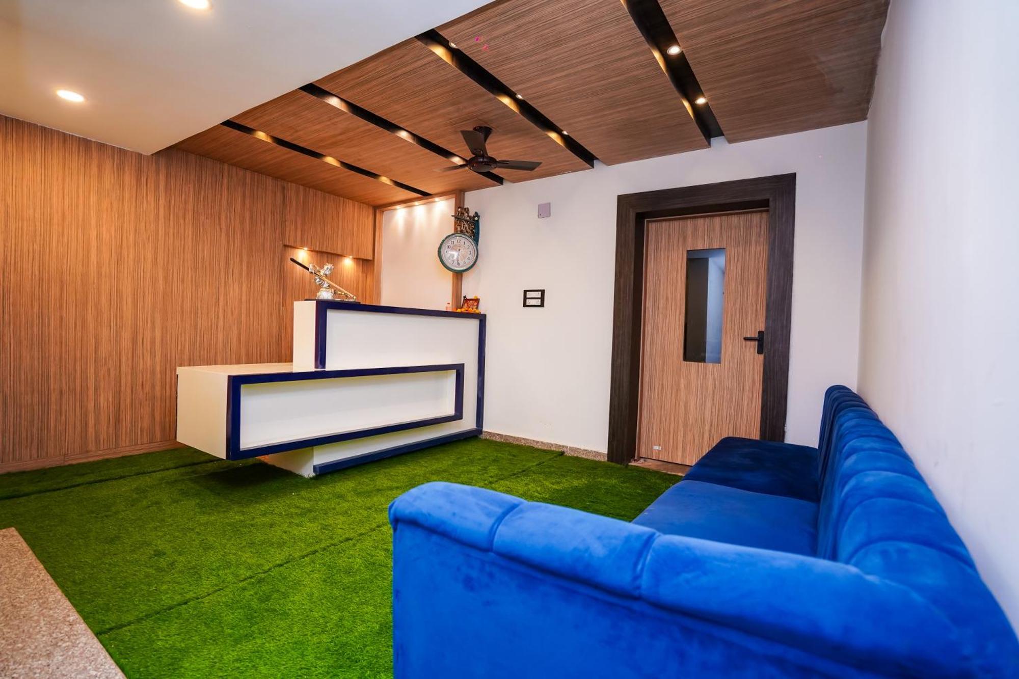 Hotel Middleton Nxt ブバネーシュワル エクステリア 写真